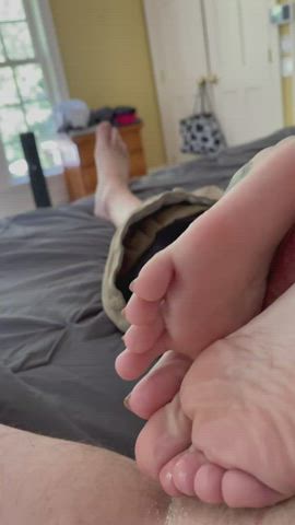 Here is my attempt at a Footjob