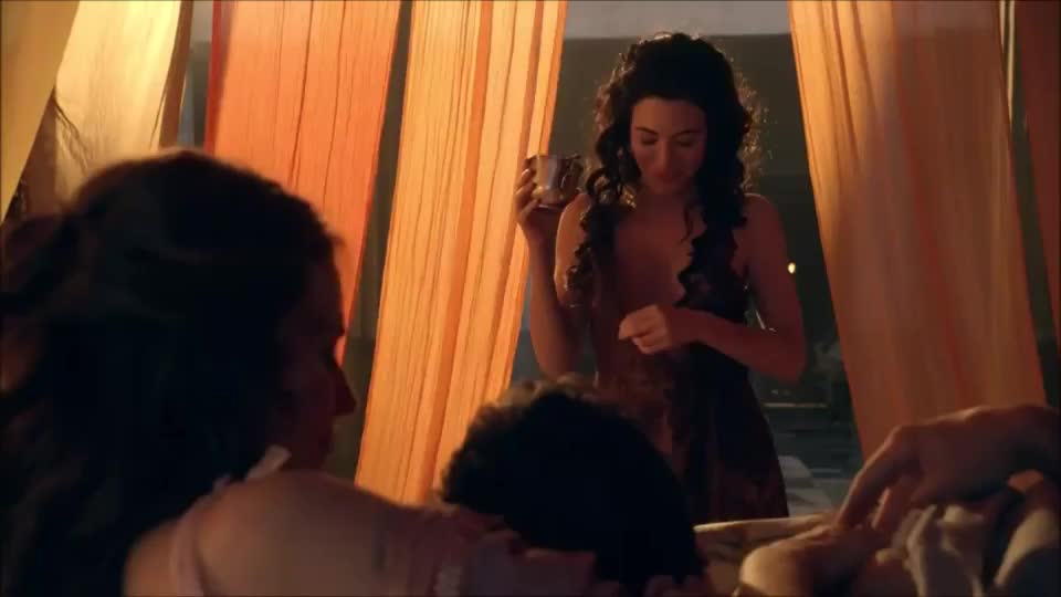 Lucy Lawless & Jaime Murray Nude in Spartacus: Gods of the Arena (2011)