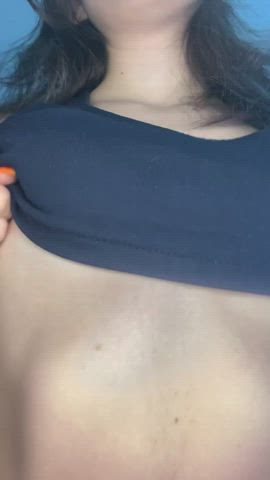 Just a sneak peek of how my perky boobs would bounce if I give u a good ride