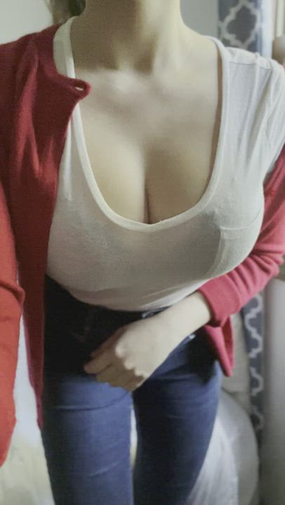 what do you think, do my natural boobs really need a bra?