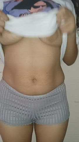 my tits are full of milk, I need you to suck them