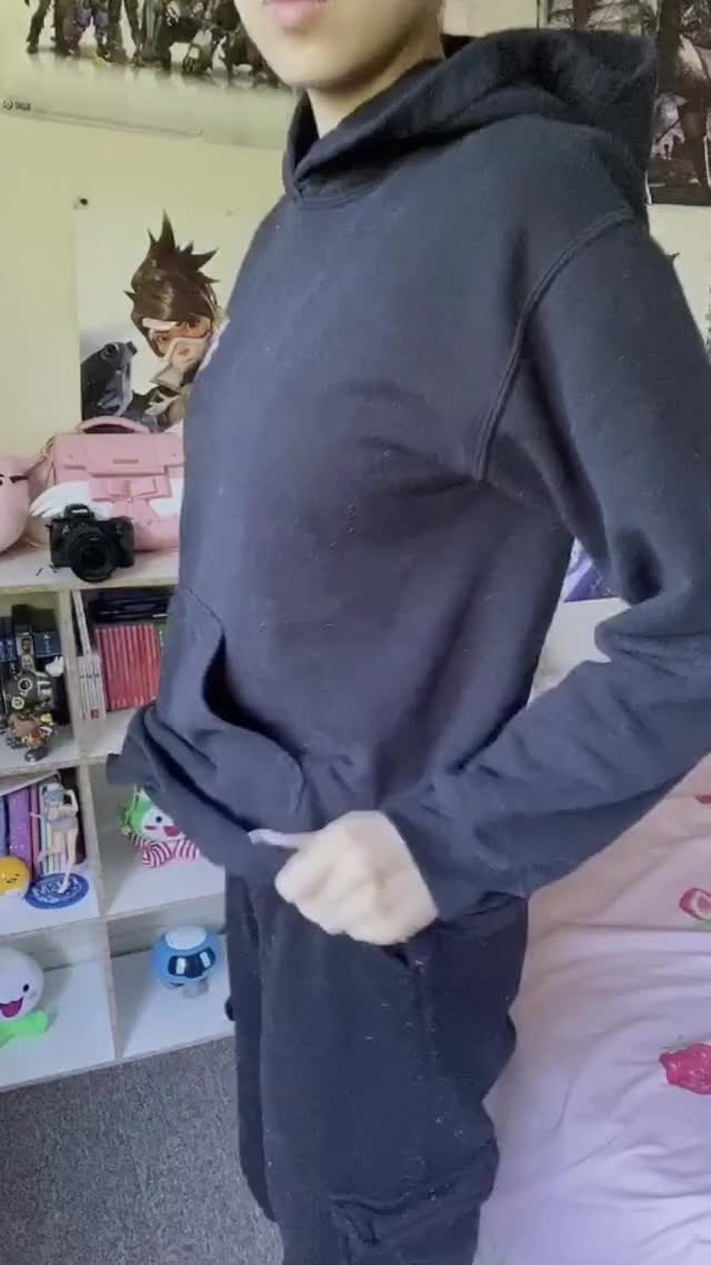 I can hide a lot of titty in my hoodie