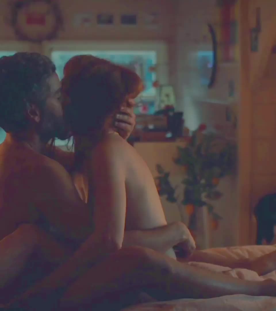 Jessica Chastain goes nude again in 'Scenes From A Marriage'
