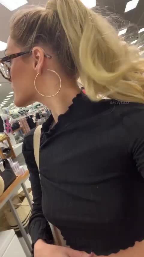 suck my titties in the middle of the store? 😋 [GIF]