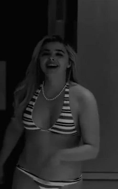 What do you think is the favorite kink of Chloe Grace Moretz?